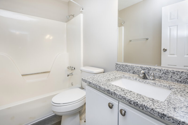 2,620/Mo, 5580 Mallard Trail Lithonia, GA 30058 Bathroom View