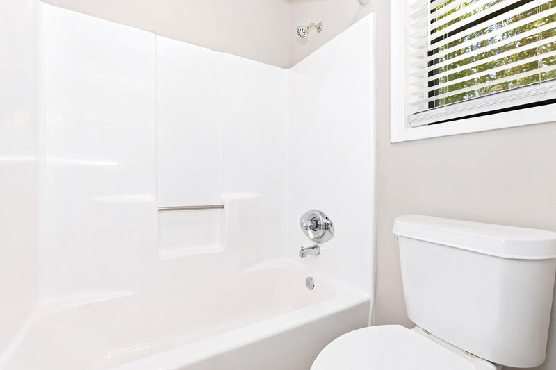2,305/Mo, 1974 N Landing Way Marietta, GA 30066 Primary Bathroom View