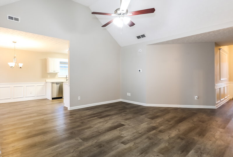 2,370/Mo, 125 Eastfield Ct Fayetteville, GA 30215 Living Room View