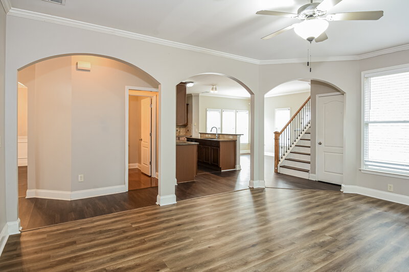 2,250/Mo, 717 Midway Ave Canton, GA 30114 Living Room View 3