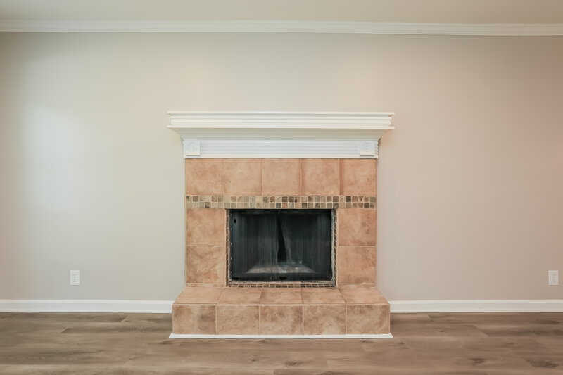 2,750/Mo, 1675 Salem Mill Ct SE Conyers, GA 30013 Living Room View 2