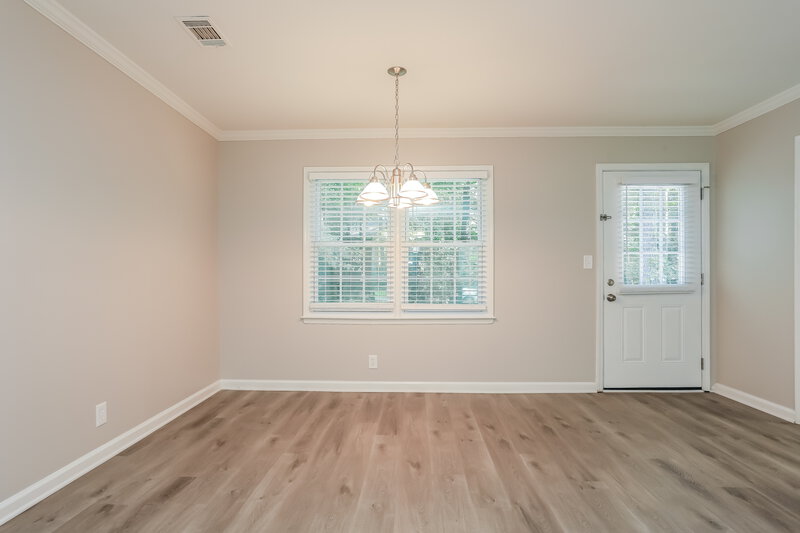 2,750/Mo, 1675 Salem Mill Ct SE Conyers, GA 30013 Dining Room View 2