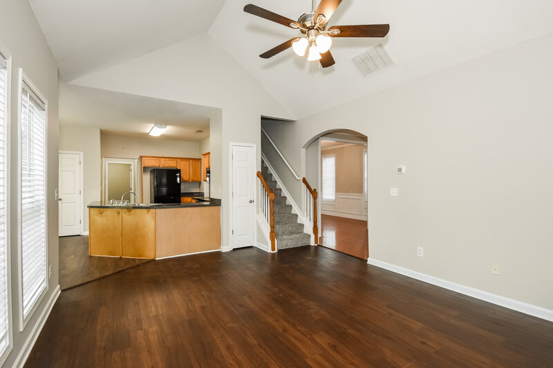 2,635/Mo, 3009 Merrion Park Ln Dacula, GA 30019 Living Room View 2