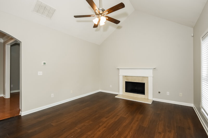 2,635/Mo, 3009 Merrion Park Ln Dacula, GA 30019 Living Room View 3