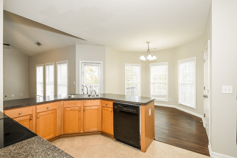 2,635/Mo, 3009 Merrion Park Ln Dacula, GA 30019 Kitchen View 2