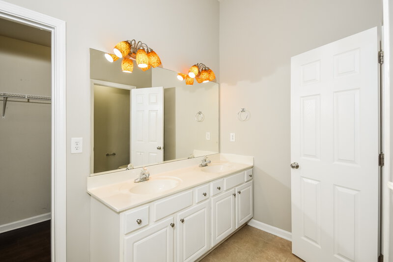 2,635/Mo, 3009 Merrion Park Ln Dacula, GA 30019 Main Bathroom View