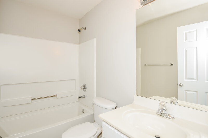 2,635/Mo, 3009 Merrion Park Ln Dacula, GA 30019 Bathroom View