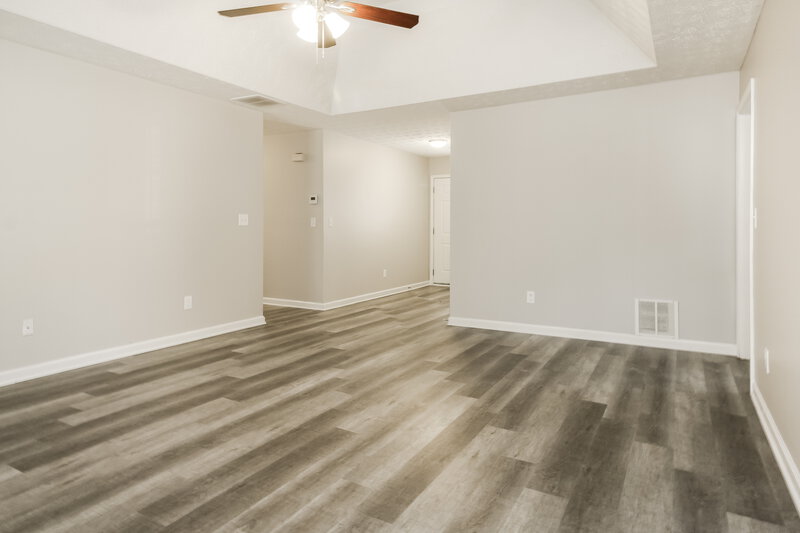 3,290/Mo, 229 Clearwater Dr Monroe, GA 30655 Living Room View