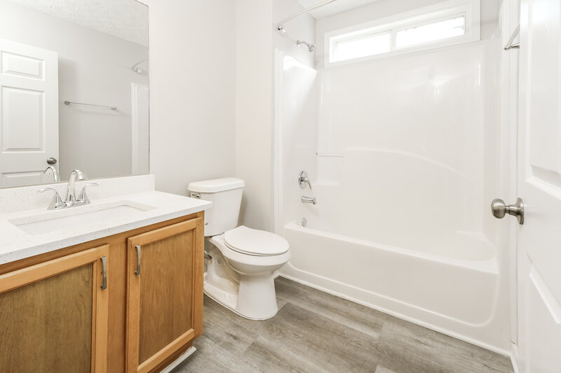 3,290/Mo, 229 Clearwater Dr Monroe, GA 30655 Bathroom View