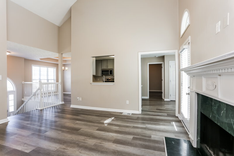 2,020/Mo, 130 Harbour Lake Dr Fayetteville, GA 30215 Living Room View 2