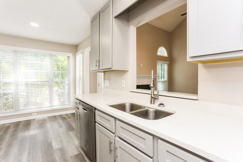 2,020/Mo, 130 Harbour Lake Dr Fayetteville, GA 30215 Kitchen View 2