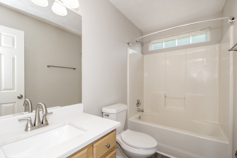 2,870/Mo, 143 Oak Grove Pl Acworth, GA 30102 Bathroom View