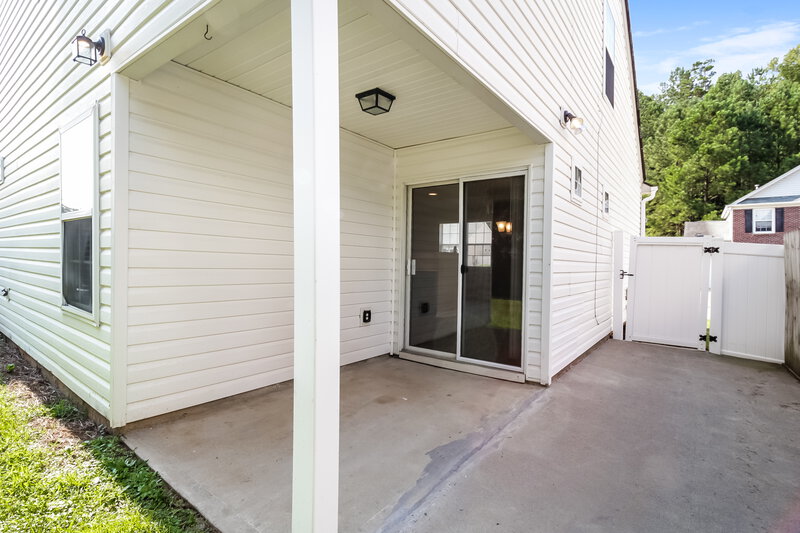 2,870/Mo, 143 Oak Grove Pl Acworth, GA 30102 Covered Patio View