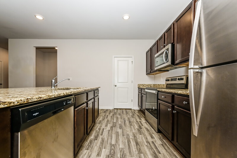 2,255/Mo, 195 Hamilton Pointe Drive McDonough, GA 30253 Misc View 3