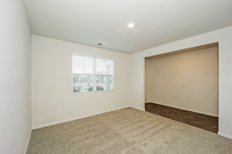 2,300/Mo, 199 Hamilton Pointe Drive McDonough, GA 30253 Living Room View