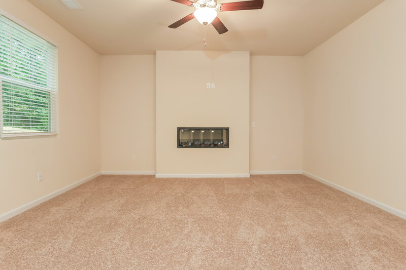 3,310/Mo, 203 Hamilton Pointe Drive McDonough, GA 30253 Living Room View