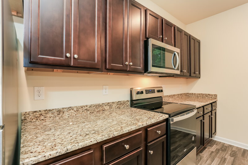 3,310/Mo, 203 Hamilton Pointe Drive McDonough, GA 30253 Kitchen View 3
