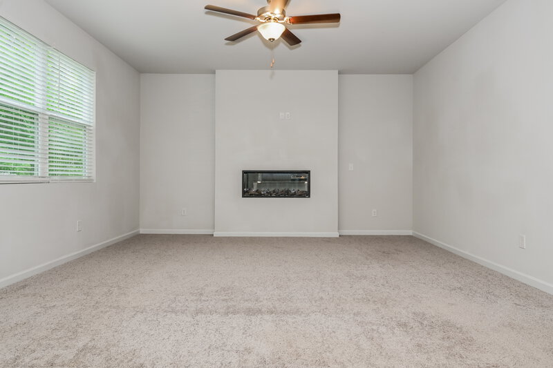 2,435/Mo, 207 Hamilton Pointe Drive McDonough, GA 30253 Living Room View