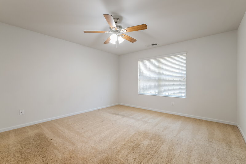 2,405/Mo, 219 Hamilton Pointe Drive McDonough, GA 30253 Main Bedroom View