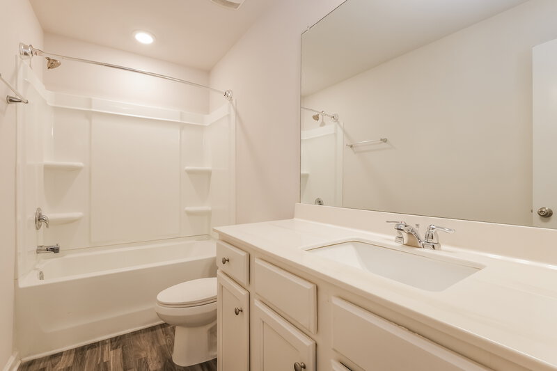 2,405/Mo, 219 Hamilton Pointe Drive McDonough, GA 30253 Bathroom View