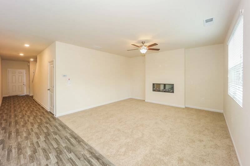 3,380/Mo, 247 Hamilton Pointe Drive McDonough, GA 30253 Living Room View