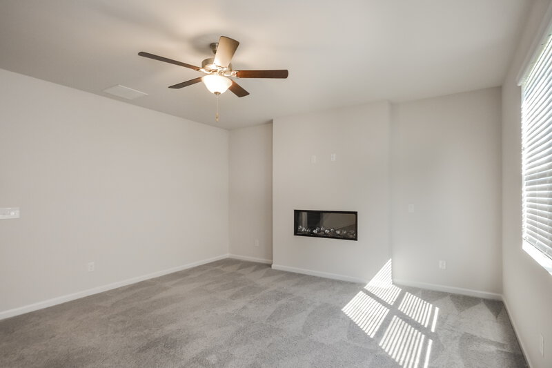 2,420/Mo, 275 Hamilton Pointe Drive McDonough, GA 30253 Living Room View