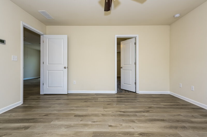 2,505/Mo, 291 Hamilton Pointe Drive McDonough, GA 30253 Main Bedroom View 2