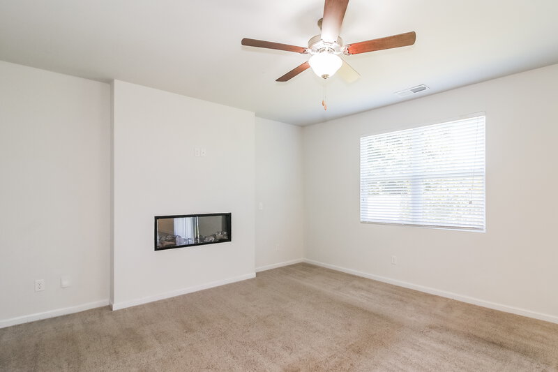 2,255/Mo, 299 Hamilton Pointe Drive McDonough, GA 30253 Living Room View