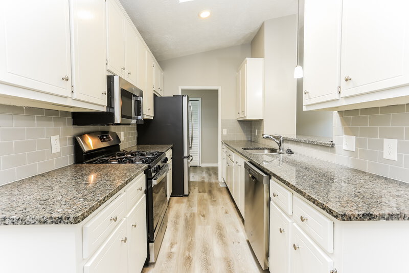 3,030/Mo, 1165 Norfolk Drive Acworth, GA 30102 Kitchen View