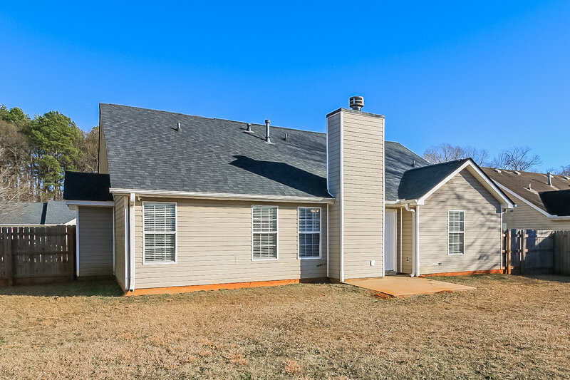 1,860/Mo, 608 Fieldcrest Dr McDonough, GA 30253 Rear View 3