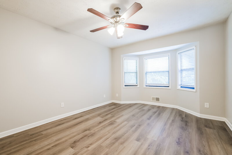 1,870/Mo, 5503 Springwood Ln Stone Mountain, GA 30087 Main Bedroom View