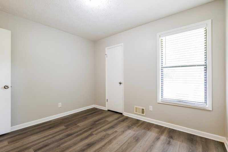 1,870/Mo, 5503 Springwood Ln Stone Mountain, GA 30087 Bedroom View