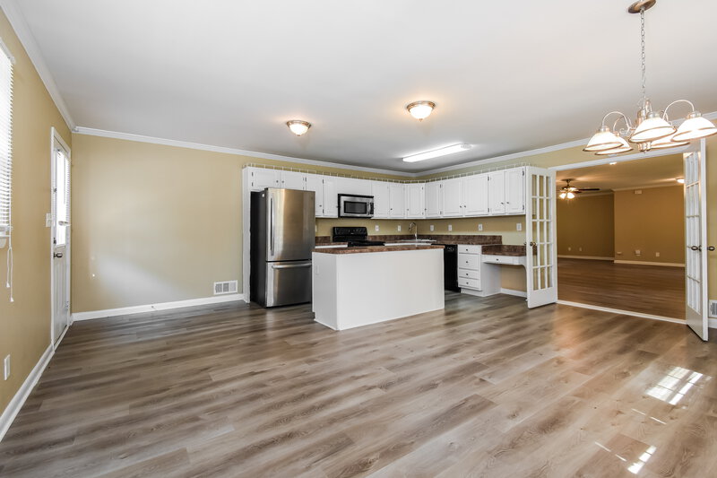 1,840/Mo, 4910 Springdale Road Austell, GA 30106 Kitchen View