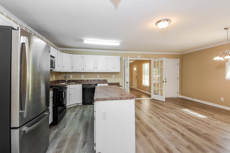 1,840/Mo, 4910 Springdale Road Austell, GA 30106 Kitchen View 2