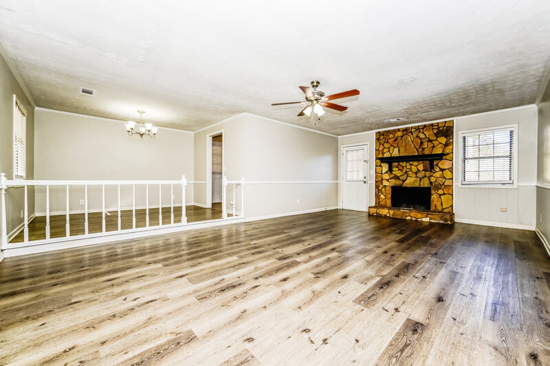 1,510/Mo, 4802 Hemlock Drive Conyers, GA 30094 Living Room View