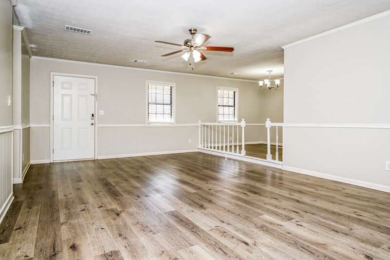 1,510/Mo, 4802 Hemlock Drive Conyers, GA 30094 Living Room View 2