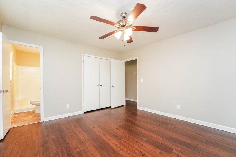 2,450/Mo, 4916 Cherokee Way SE Conyers, GA 30094 Main Bedroom View 2