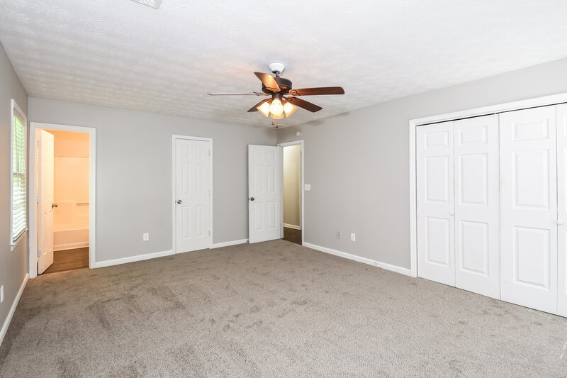 1,755/Mo, 897 Raintree Court se Conyers, GA 30094 Main Bedroom View 2