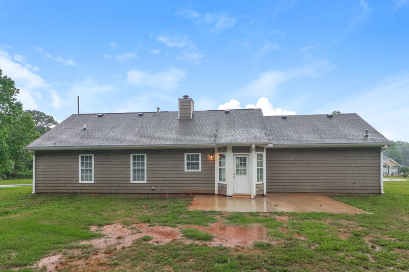 1,735/Mo, 25 Belmont Trail Covington, GA 30016 Rear View