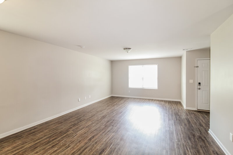 2,340/Mo, 5195 Tew Lane Covington, GA 30014 Living Room View