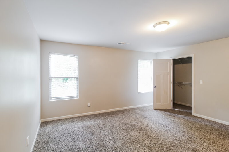 2,340/Mo, 5195 Tew Lane Covington, GA 30014 Main Bedroom View 2