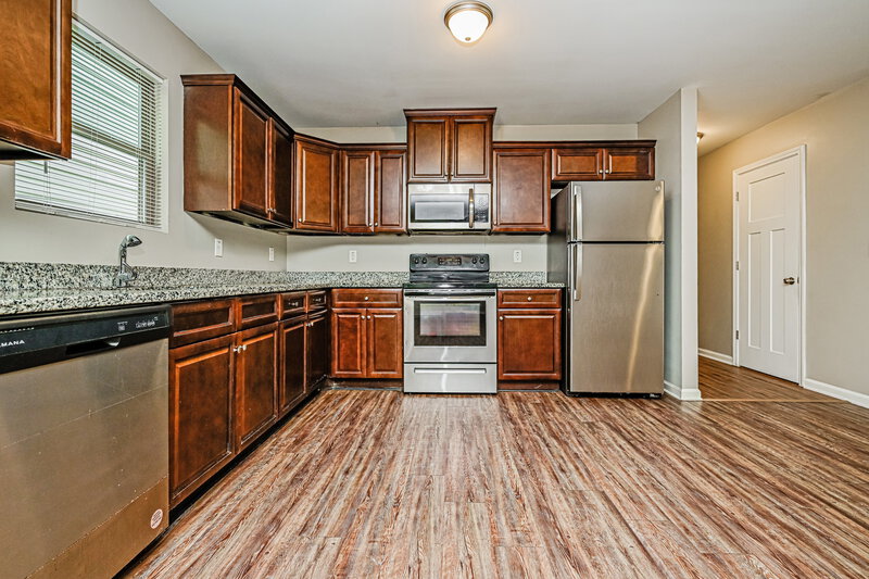 1,530/Mo, 6124 Avery Street Covington, GA 30014 Kitchen View