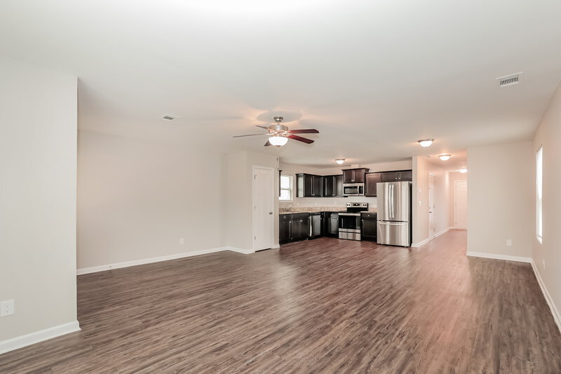 1,605/Mo, 6364 Avery Street Covington, GA 30014 Living Room View 2