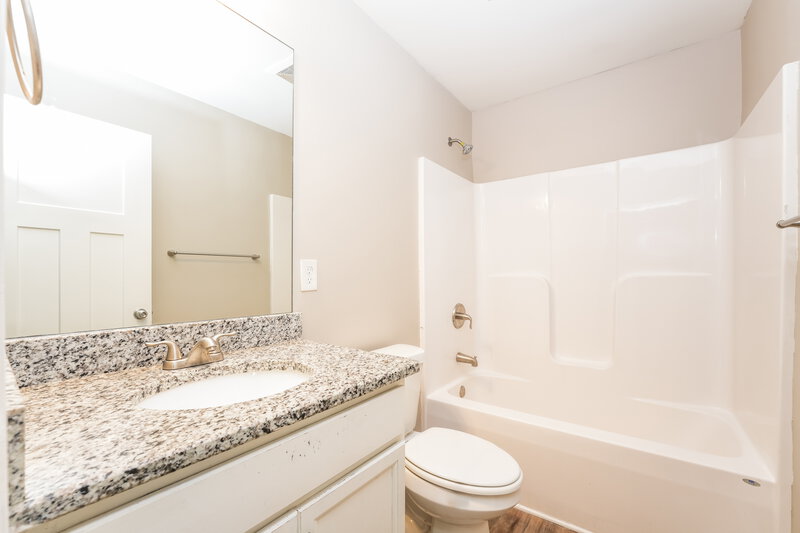 1,765/Mo, 6374 Avery St SW Covington, GA 30014 Bathroom View