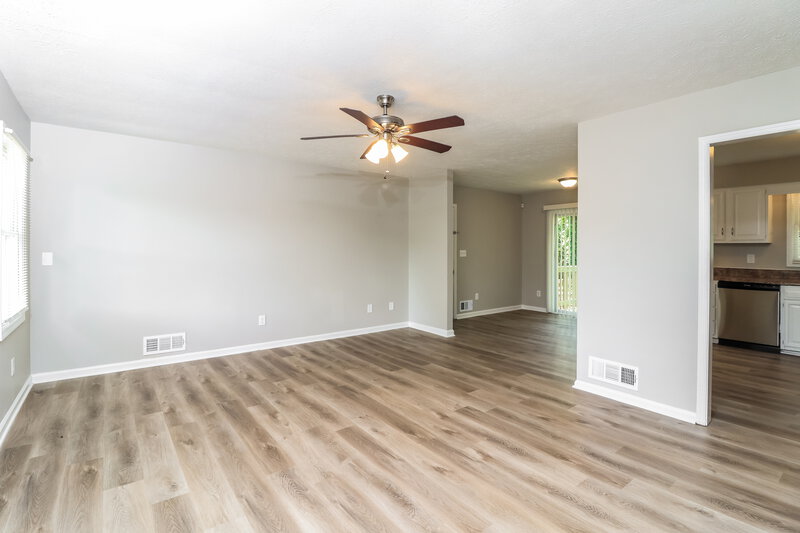 2,185/Mo, 585 Cedar Court Dacula, GA 30019 Living Room View