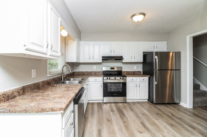 2,185/Mo, 585 Cedar Court Dacula, GA 30019 Kitchen View