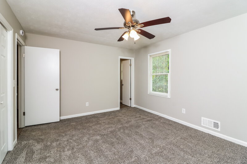 2,185/Mo, 585 Cedar Court Dacula, GA 30019 Main Bedroom View