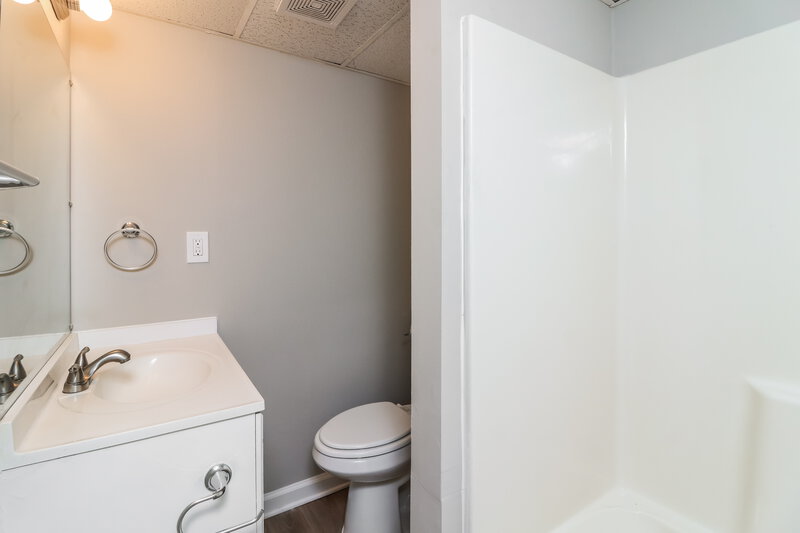 2,185/Mo, 585 Cedar Court Dacula, GA 30019 Bathroom View