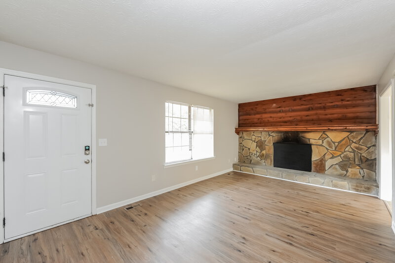 3,010/Mo, 2687 Del Ridge Drive Douglasville, GA 30135 Living Room View 2