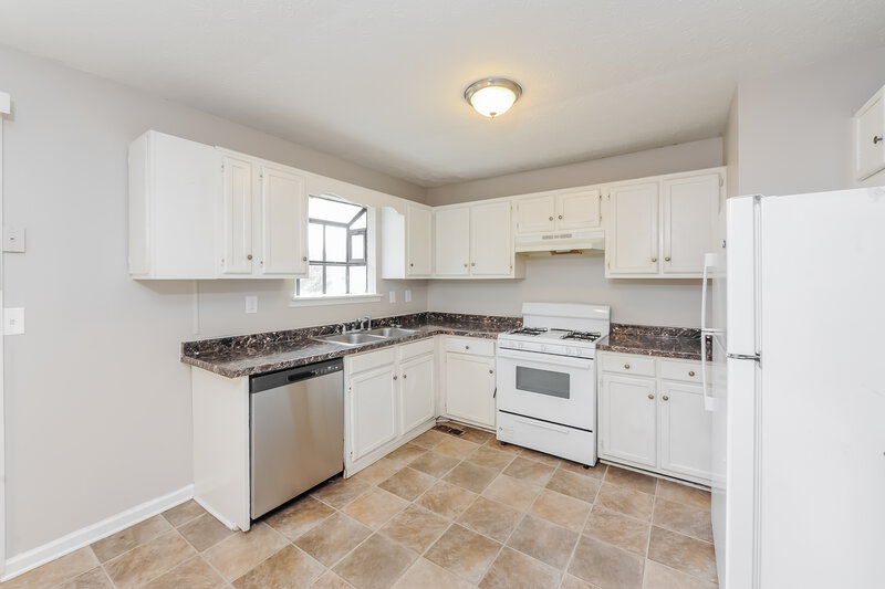 3,010/Mo, 2687 Del Ridge Drive Douglasville, GA 30135 Kitchen View